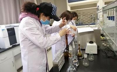 陕西榆林市纤维检验所积极开展防护口罩产品检验工作